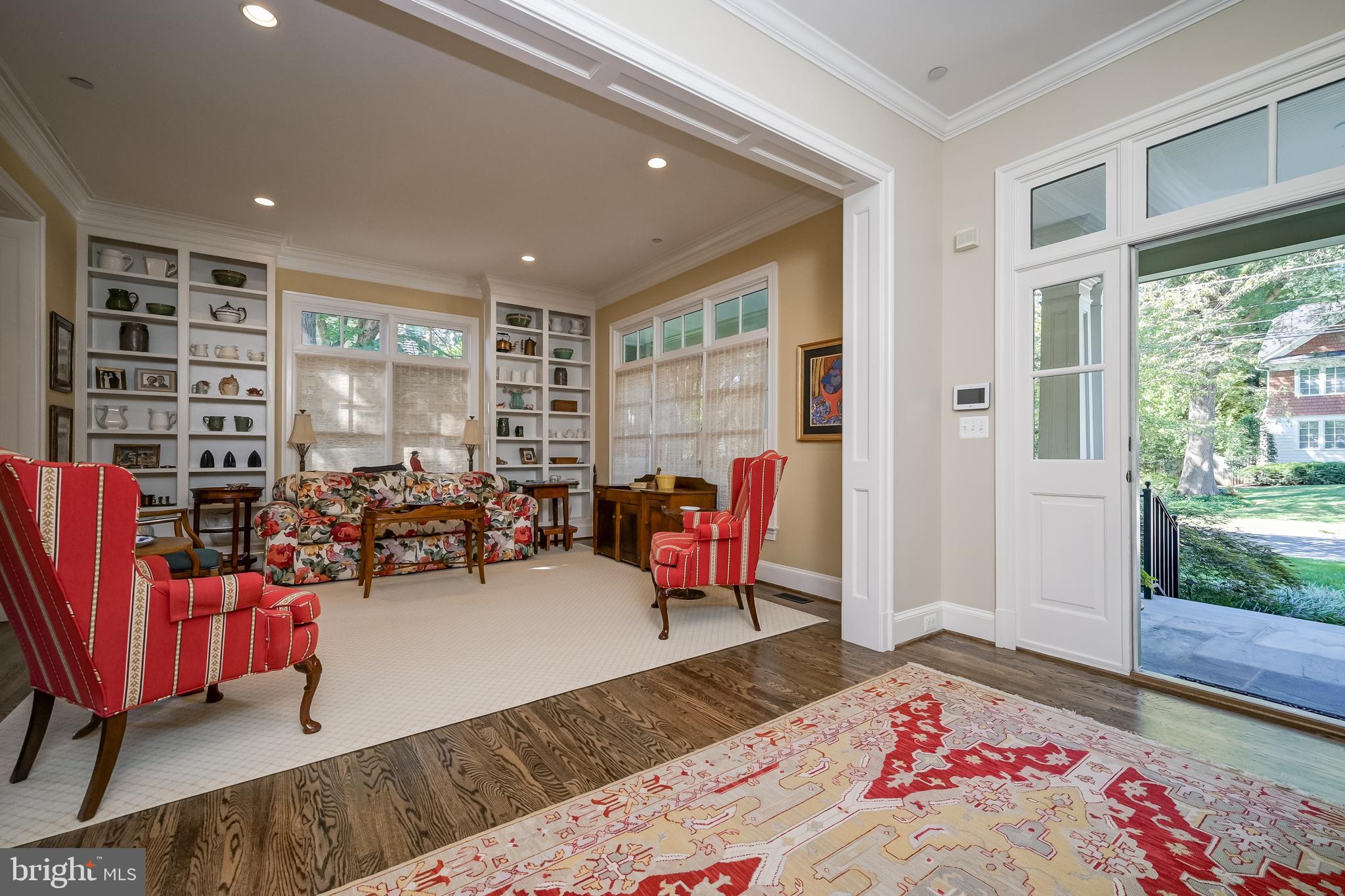 PINEVIEW - Residential