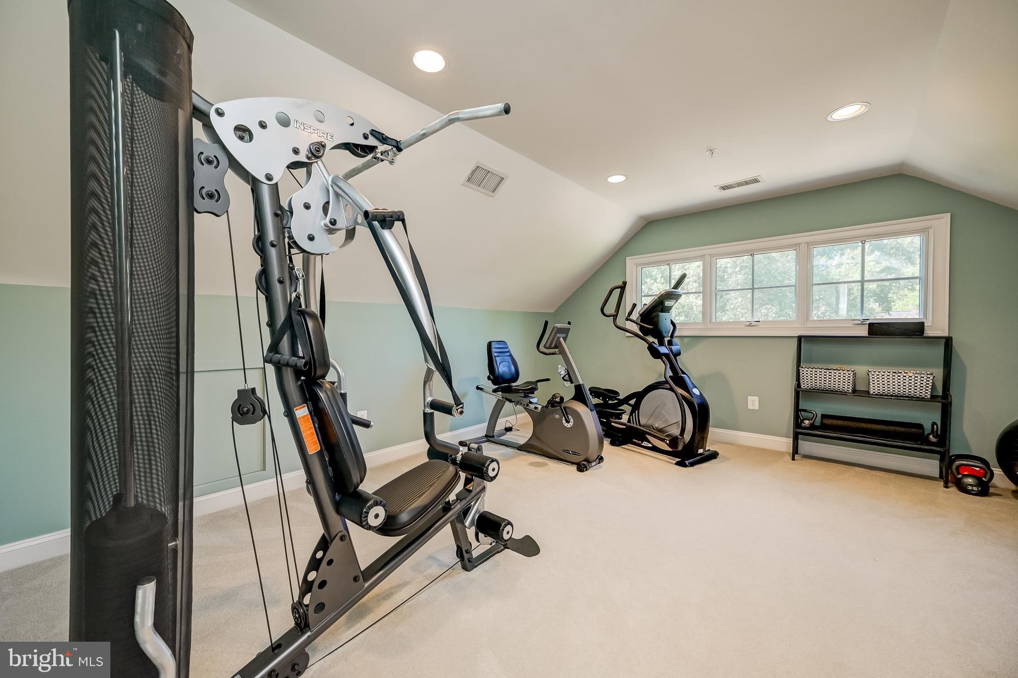 PINEVIEW - Residential