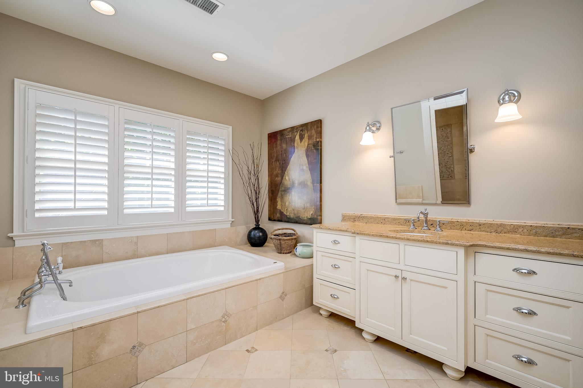 PINEVIEW - Residential