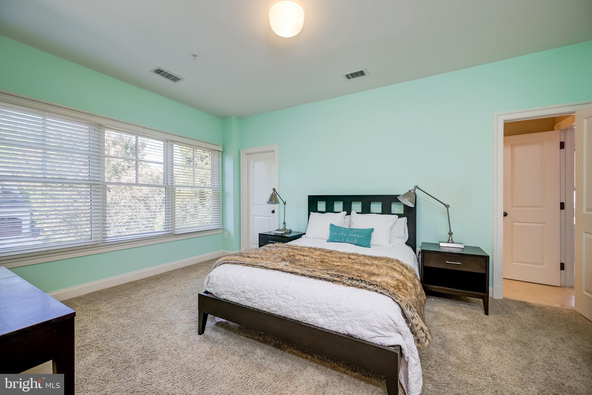 PINEVIEW - Residential