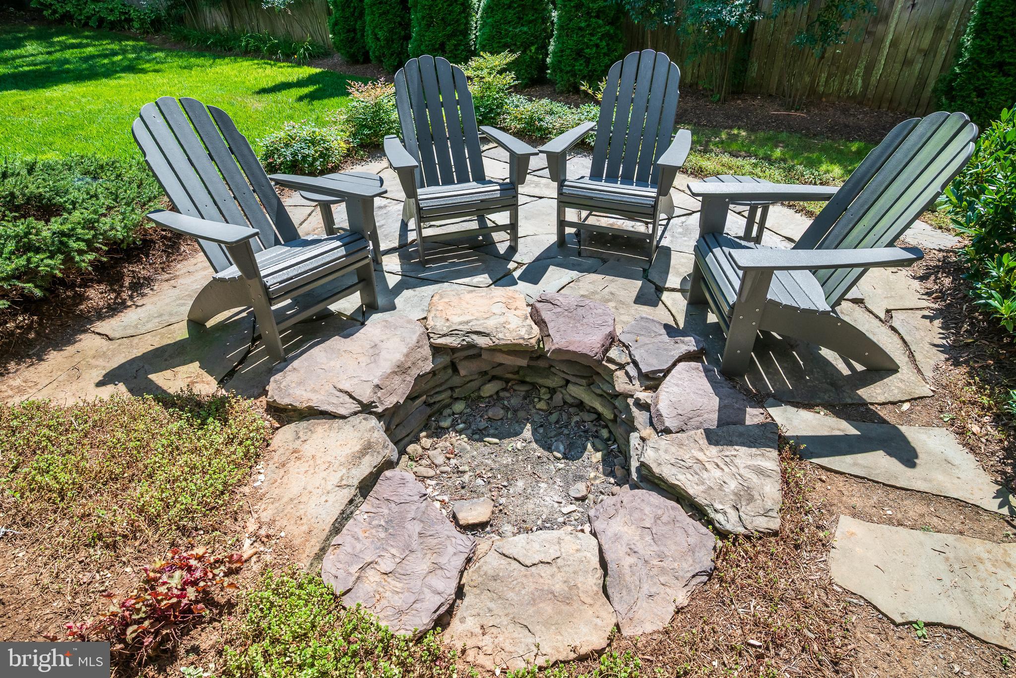 PINEVIEW - Residential