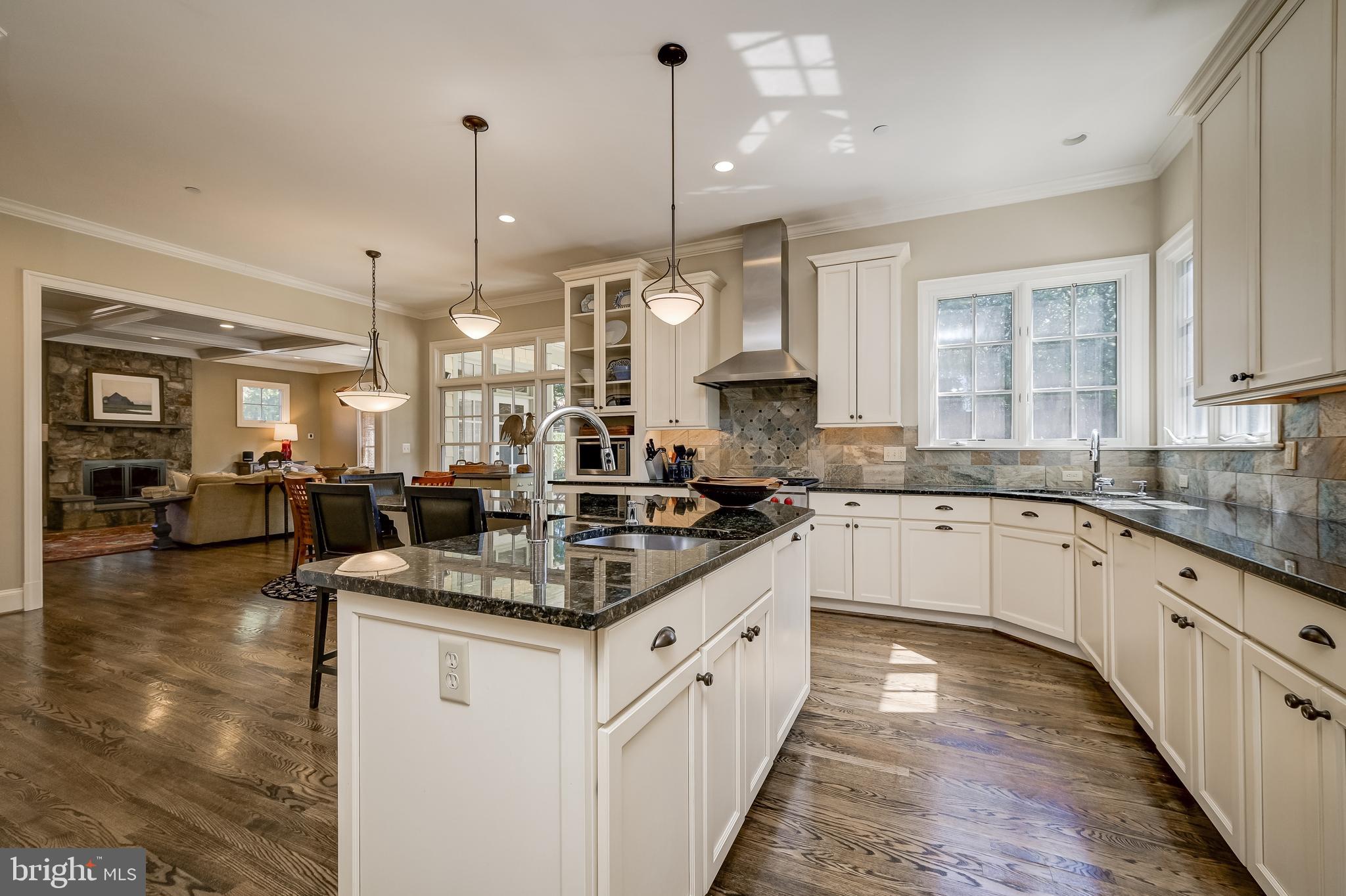 PINEVIEW - Residential