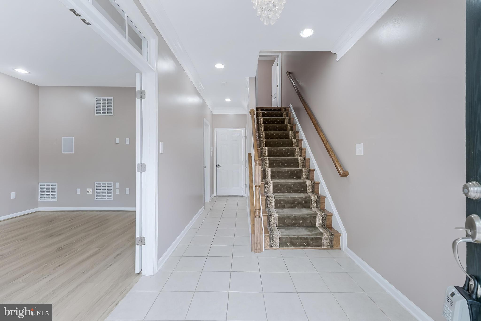 GOOSE CREEK VILLAGE NORTH - Residential Lease