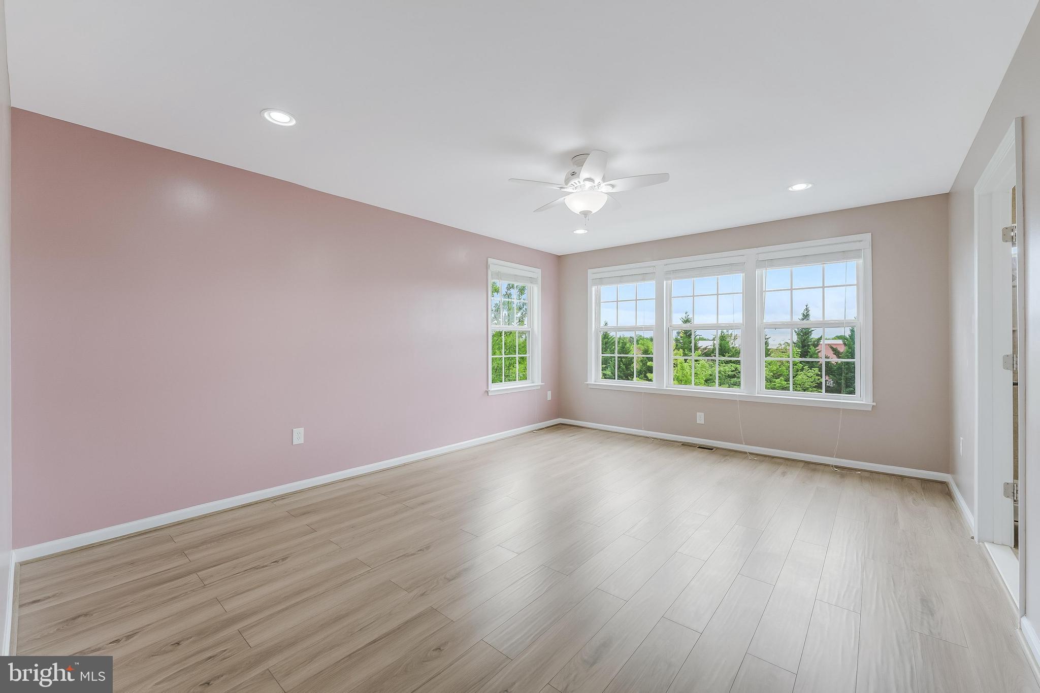 GOOSE CREEK VILLAGE NORTH - Residential Lease