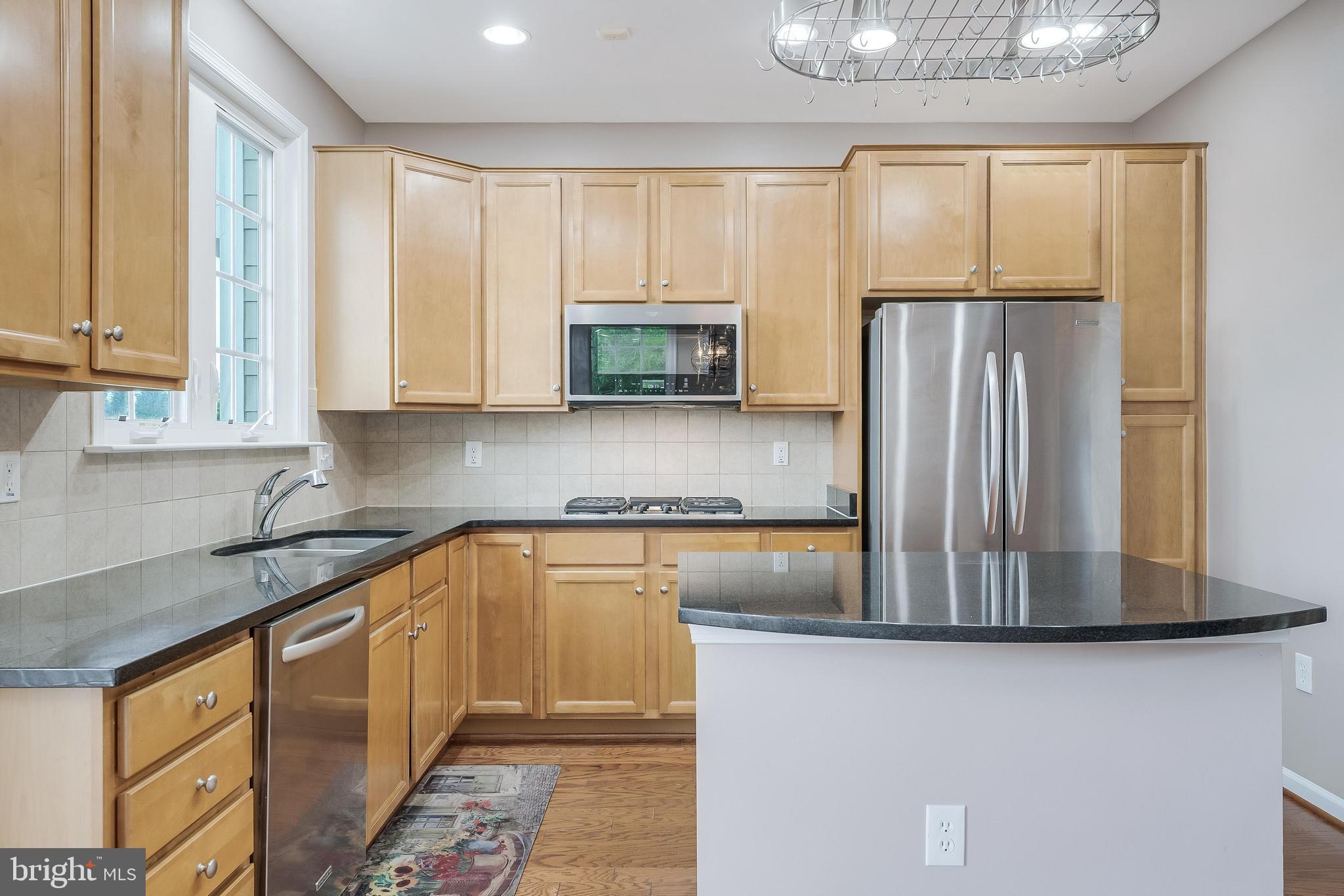 GOOSE CREEK VILLAGE NORTH - Residential Lease