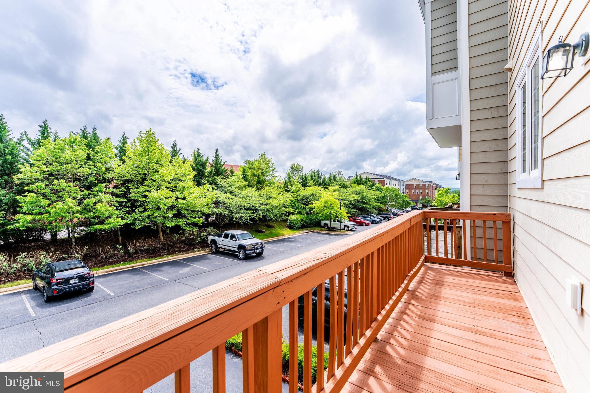 GOOSE CREEK VILLAGE NORTH - Residential Lease