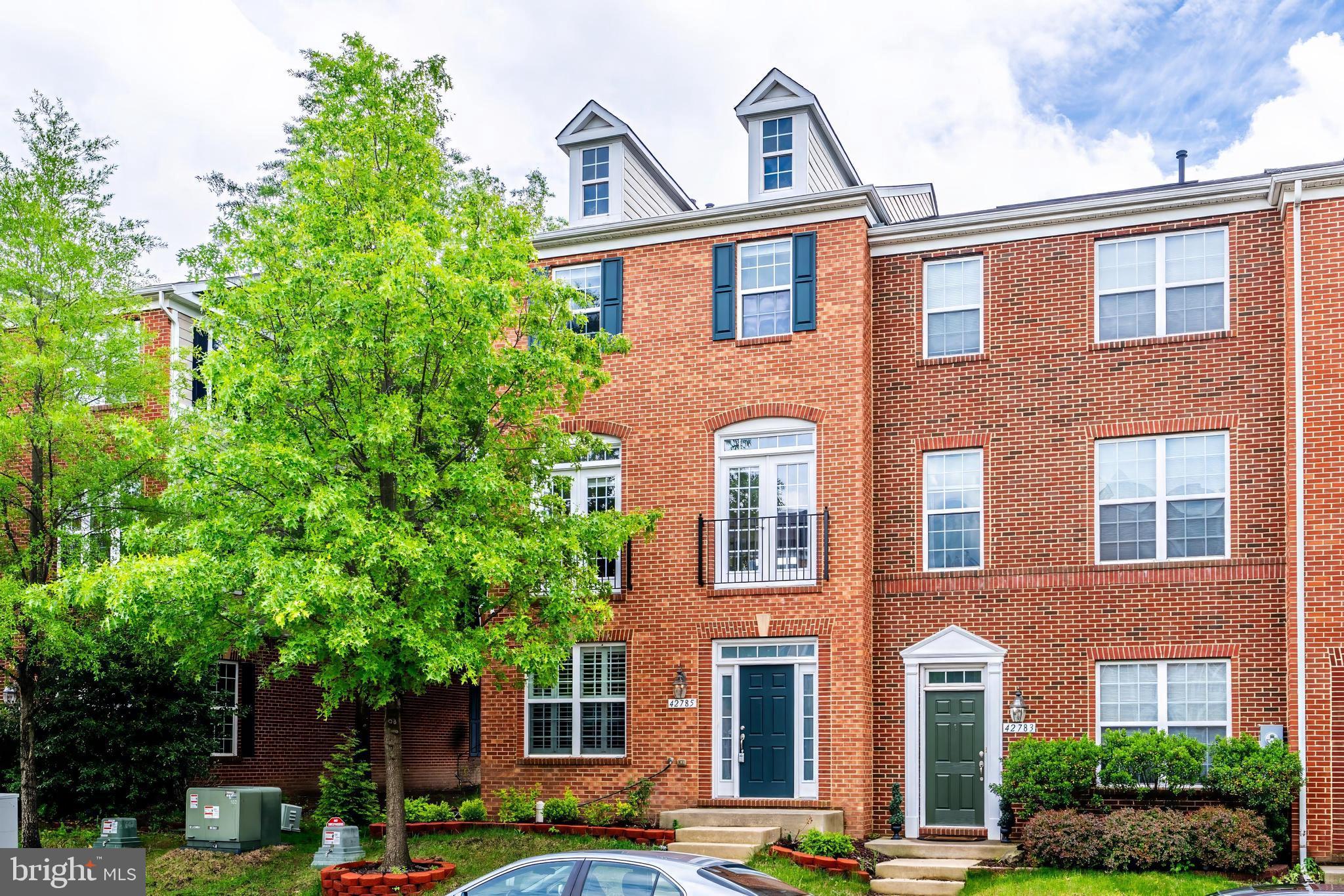 GOOSE CREEK VILLAGE NORTH - Residential Lease