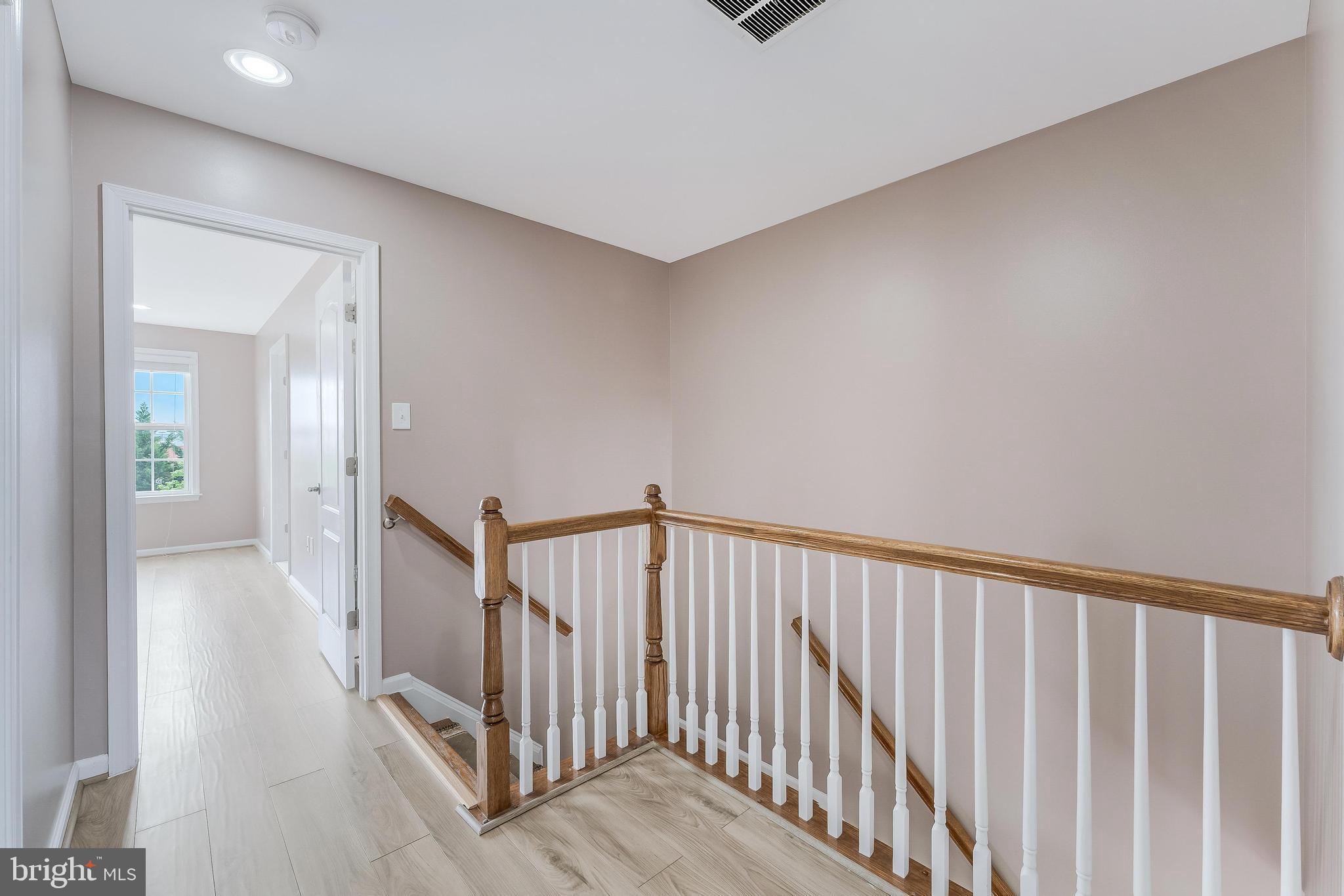 GOOSE CREEK VILLAGE NORTH - Residential Lease