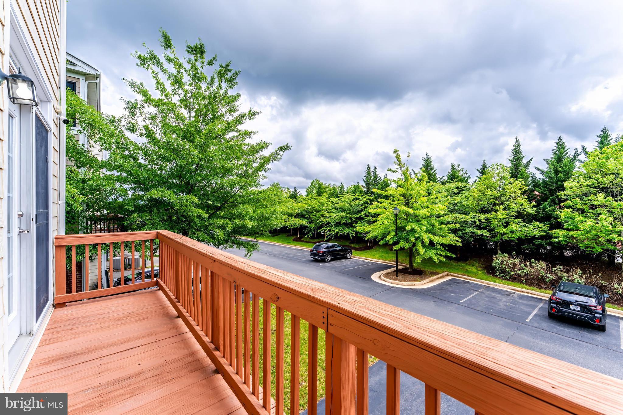 GOOSE CREEK VILLAGE NORTH - Residential Lease