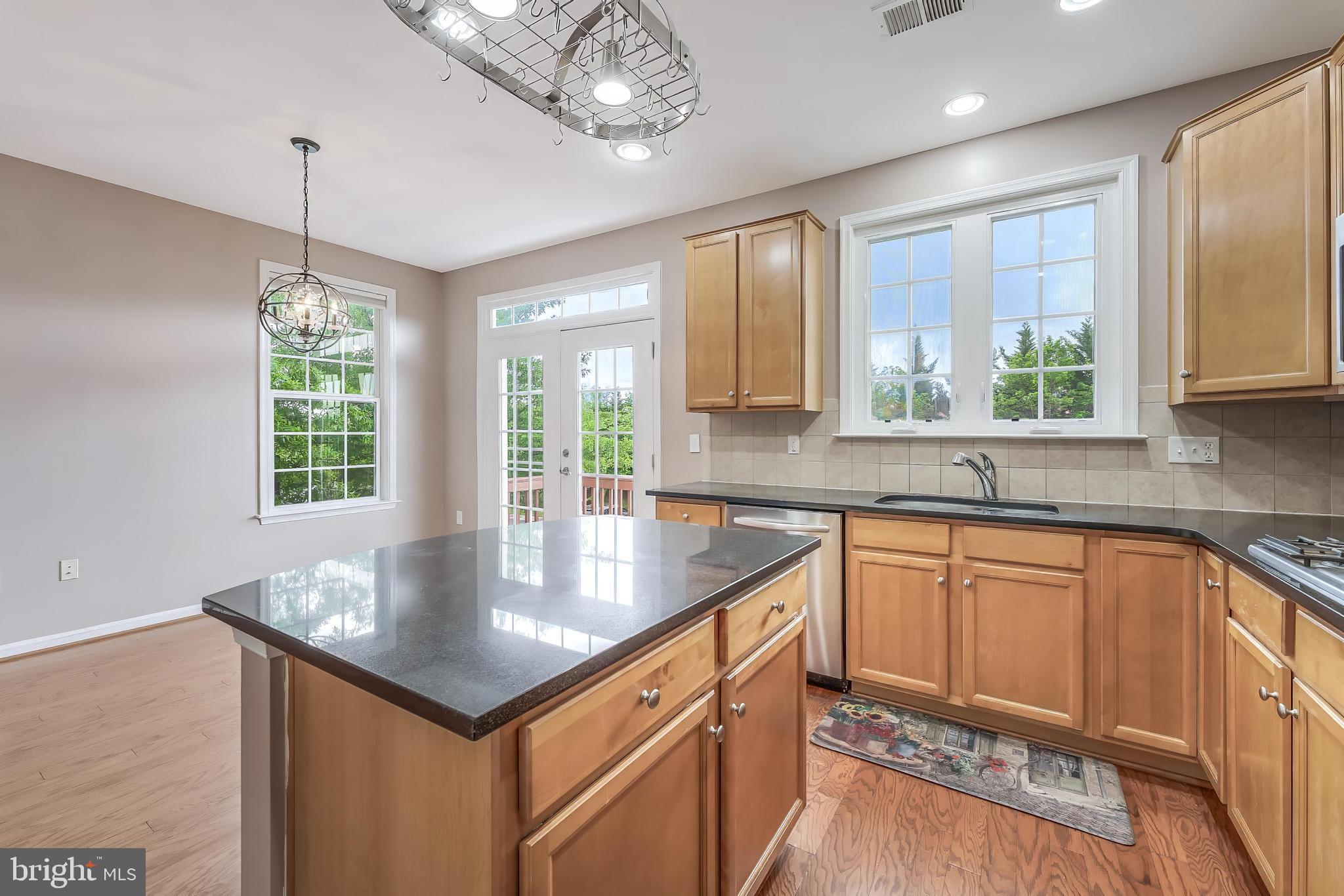 GOOSE CREEK VILLAGE NORTH - Residential Lease