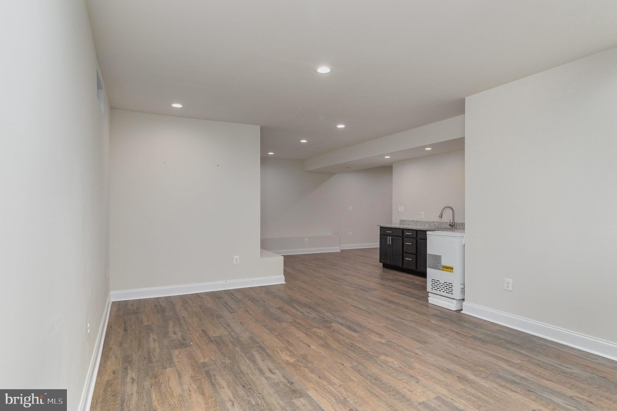 THE VINEYARDS - Residential