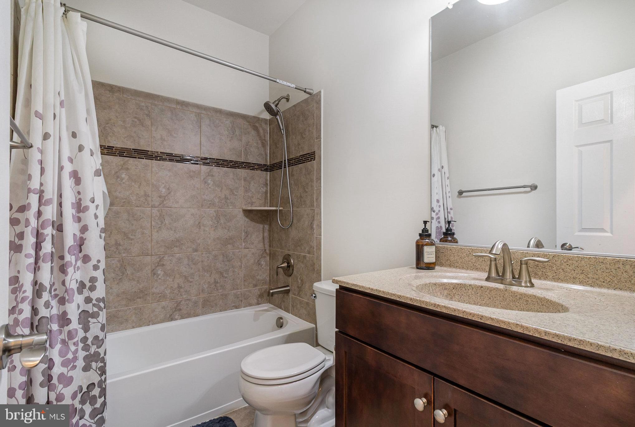 THE VINEYARDS - Residential