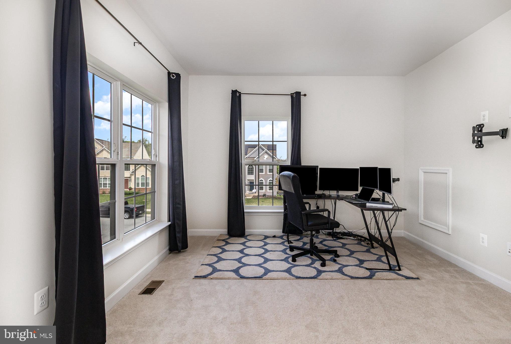 THE VINEYARDS - Residential