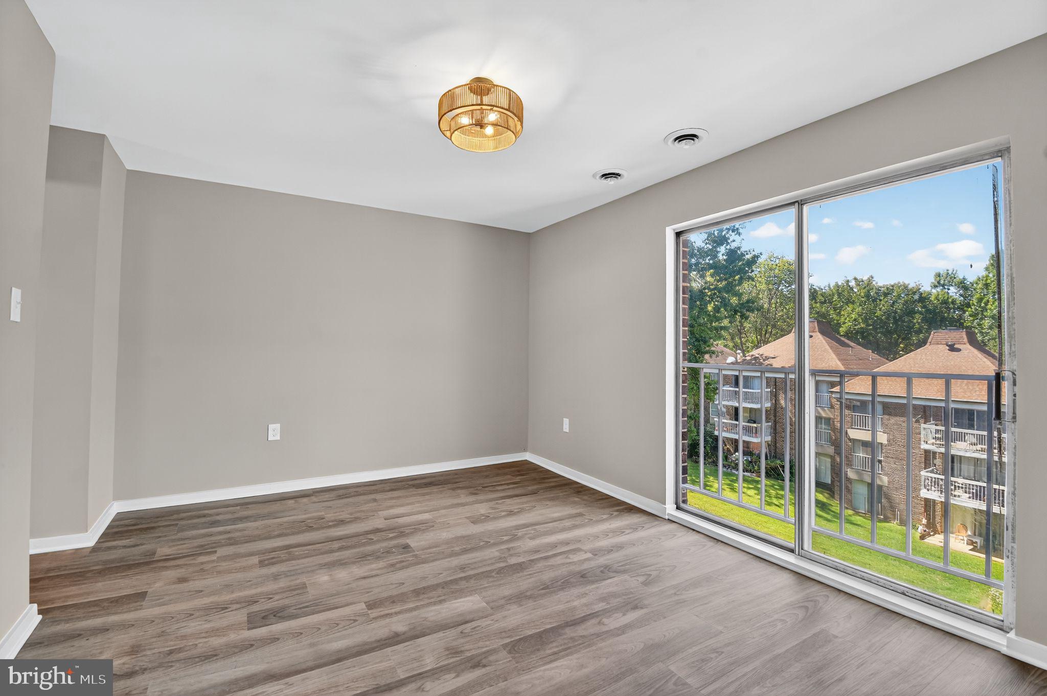 WESTCHESTER WEST - Residential