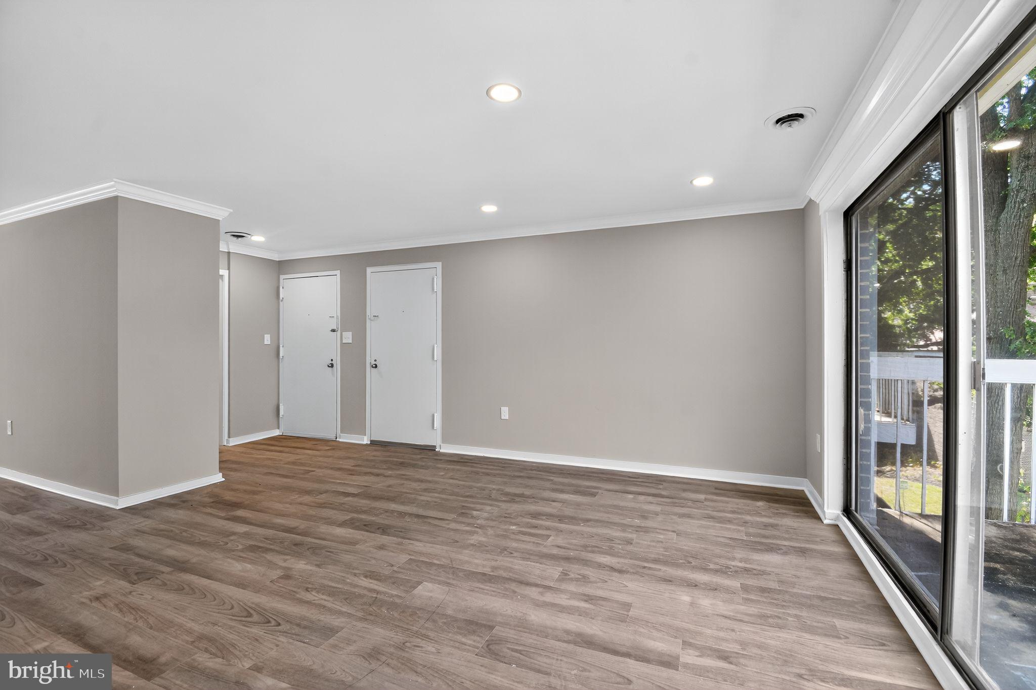 3234 HEWITT AVENUE 3-4-B