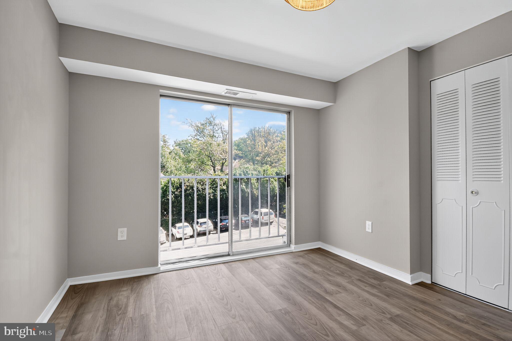 WESTCHESTER WEST - Residential