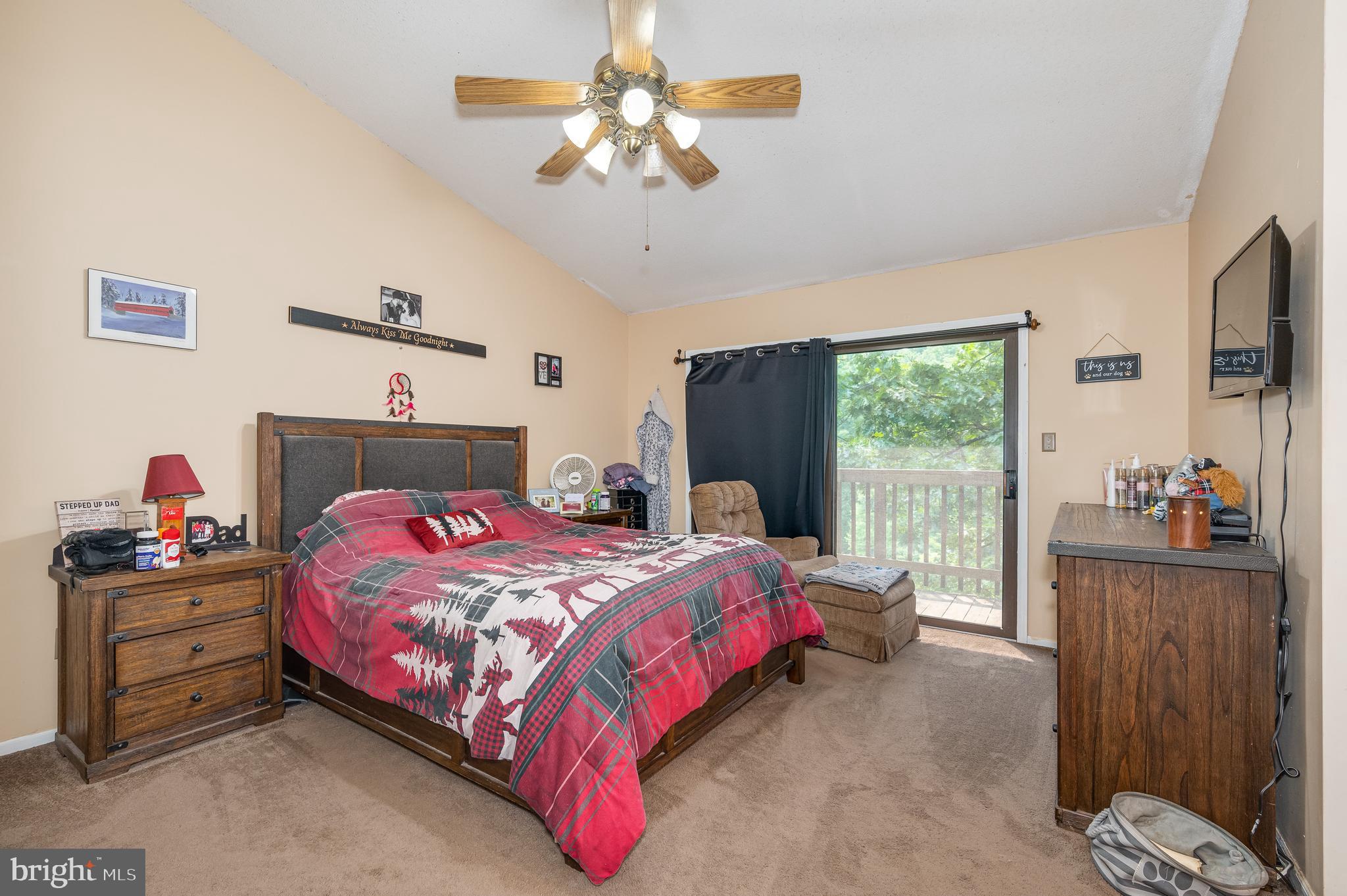 THE WOODS - Residential