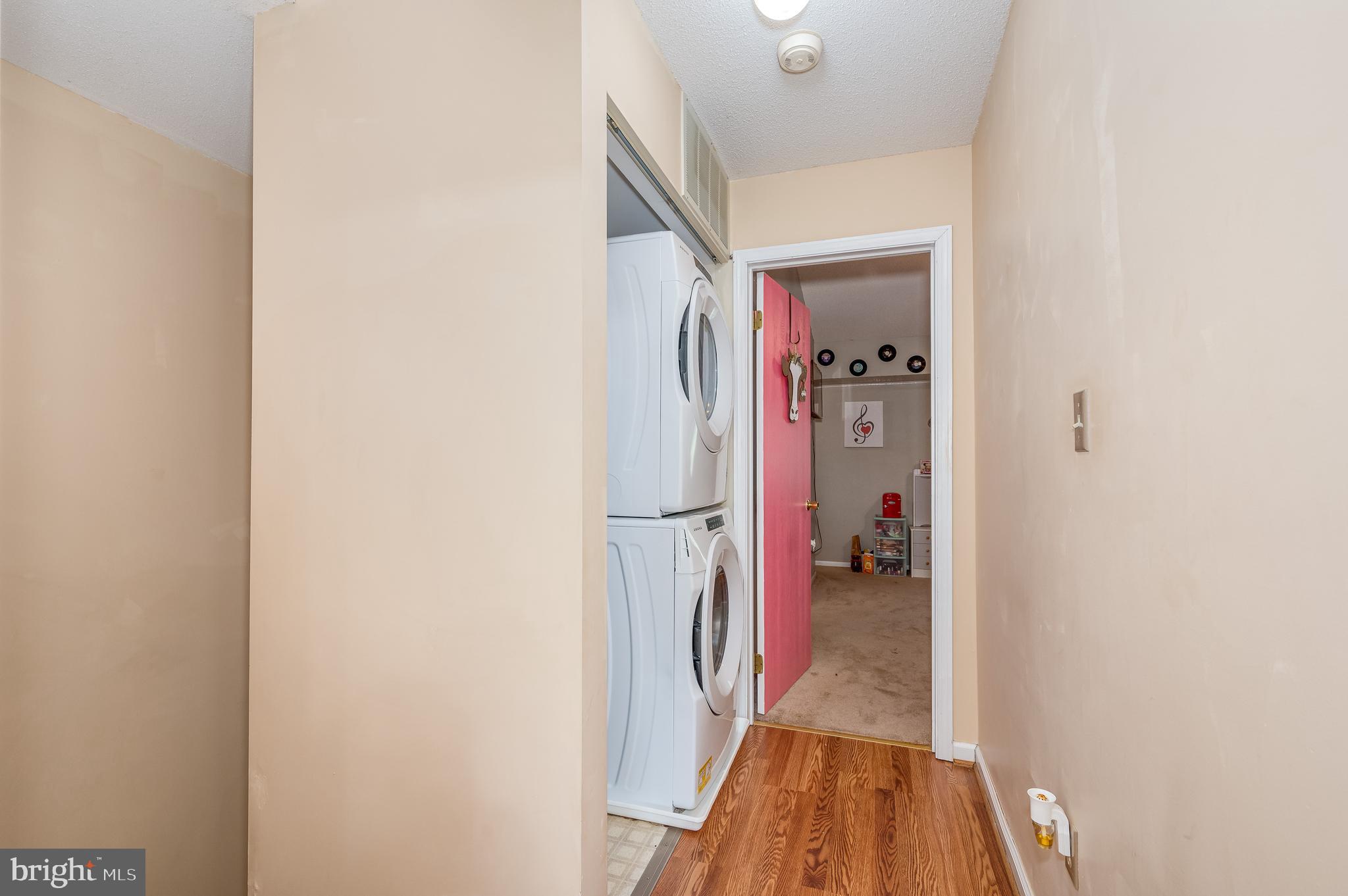 THE WOODS - Residential