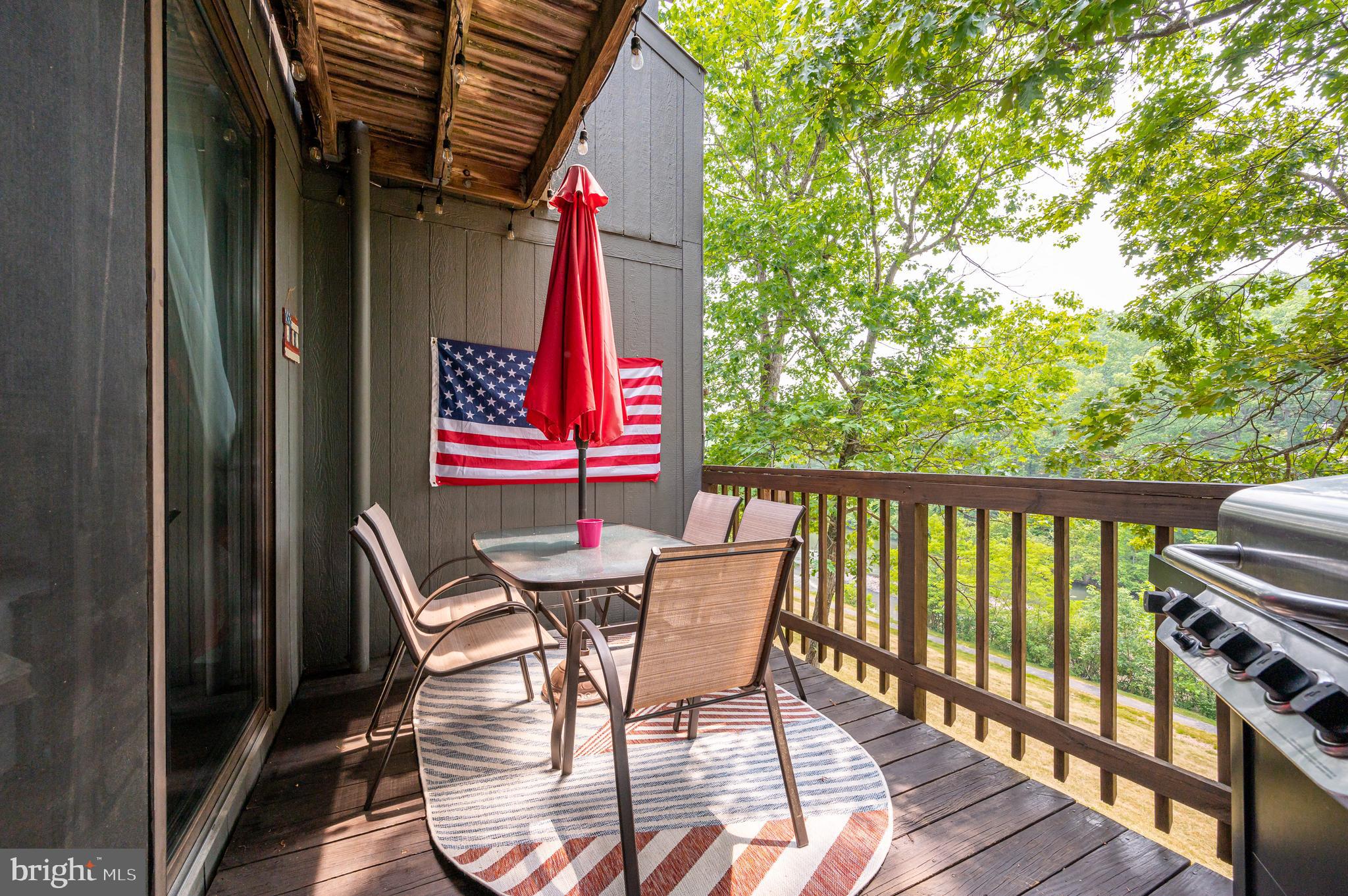 THE WOODS - Residential