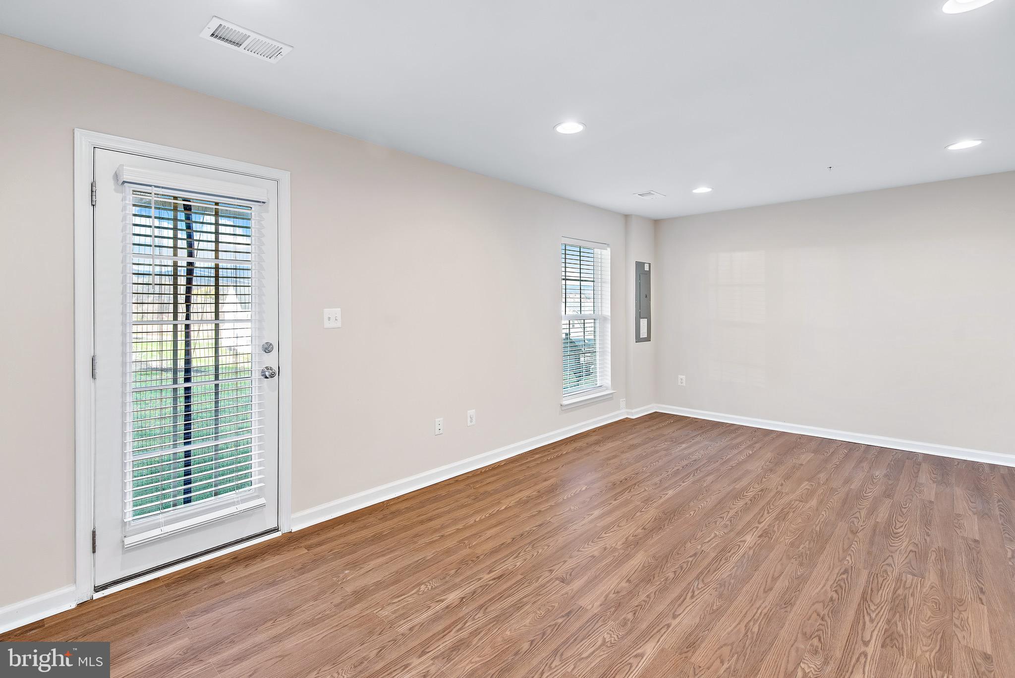 1549 WILMER PARK LANE