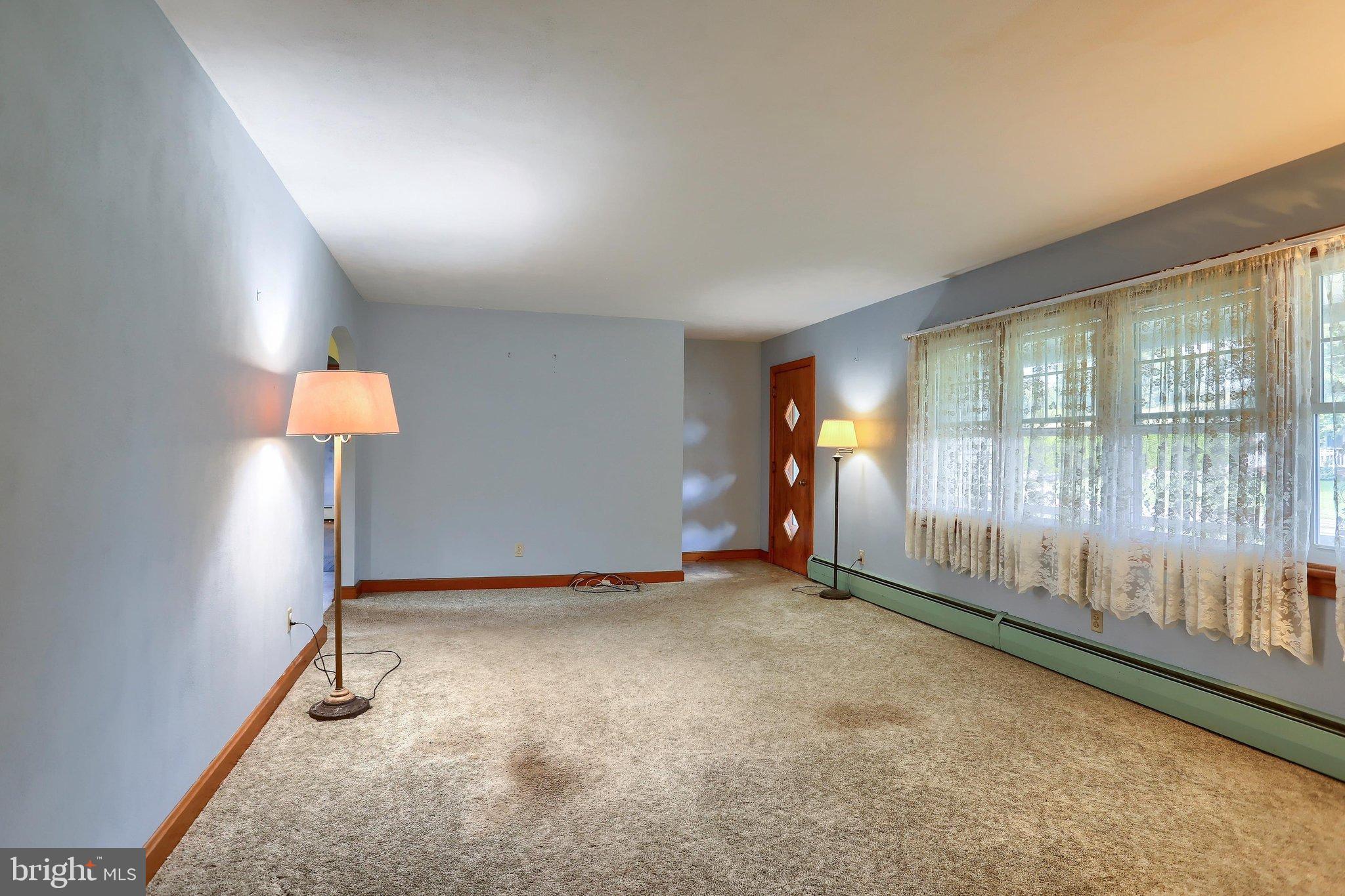 1647 RIDGE ROAD