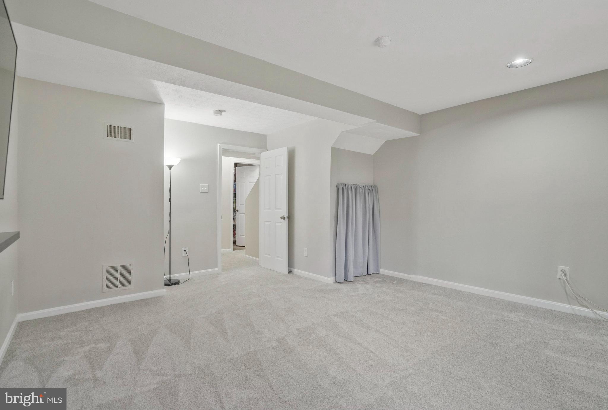 NEWINGTON HEIGHTS - Residential