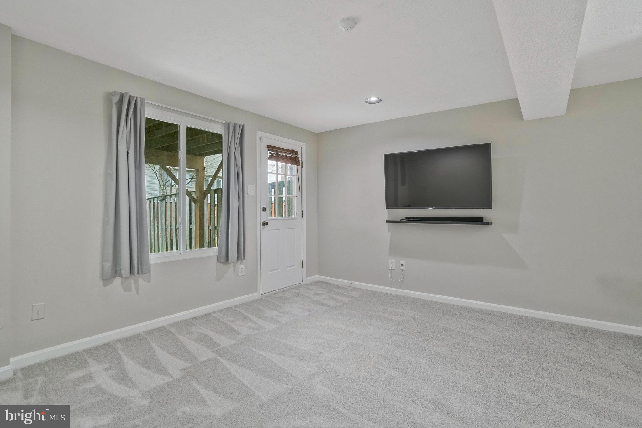 NEWINGTON HEIGHTS - Residential