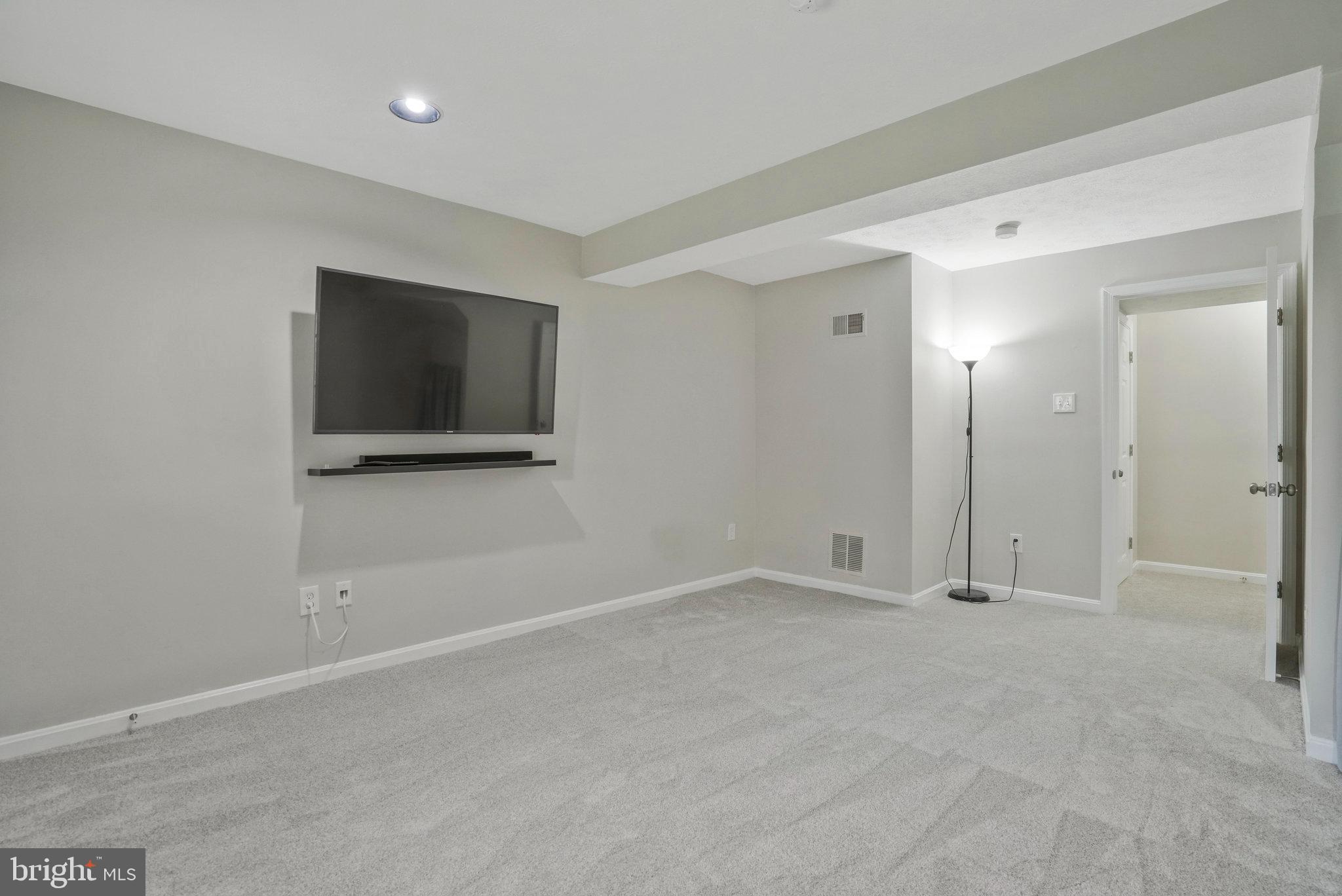 NEWINGTON HEIGHTS - Residential