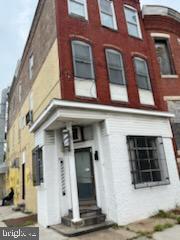 Mixed-use bldg 4-lvl with unfinished basement for storage. Main level with 2 retail spaces with a separate entrance. Upper Level 1 has 2 bedrooms, 1 bathroom, with a living room/eat-in area, or can be refitted for a hair salon or spa. Upper-level 2 has 2 rooms and 1 bath. This can be rented as a 2-bed rental unit or a commercial space. This is a great opportunity to own a 4-level commercial building in a high-traffic and desirable location.