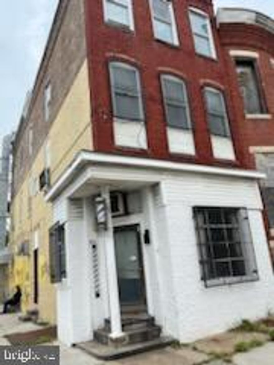 Mixed-use bldg  4-lvl with unfinished basement for storage. Main level with 2 retail spaces with a separate entrance. Upper Level 1 has 2 bedrooms, 1 bathroom, with a living room/eat-in area, or can be refitted for a hair salon or spa. Upper-level 2 has 2 rooms and 1 bath. This can be rented as a 2-bed rental unit or a commercial space.  This is a great opportunity to own a 4-level commercial building in a high-traffic and desirable location.