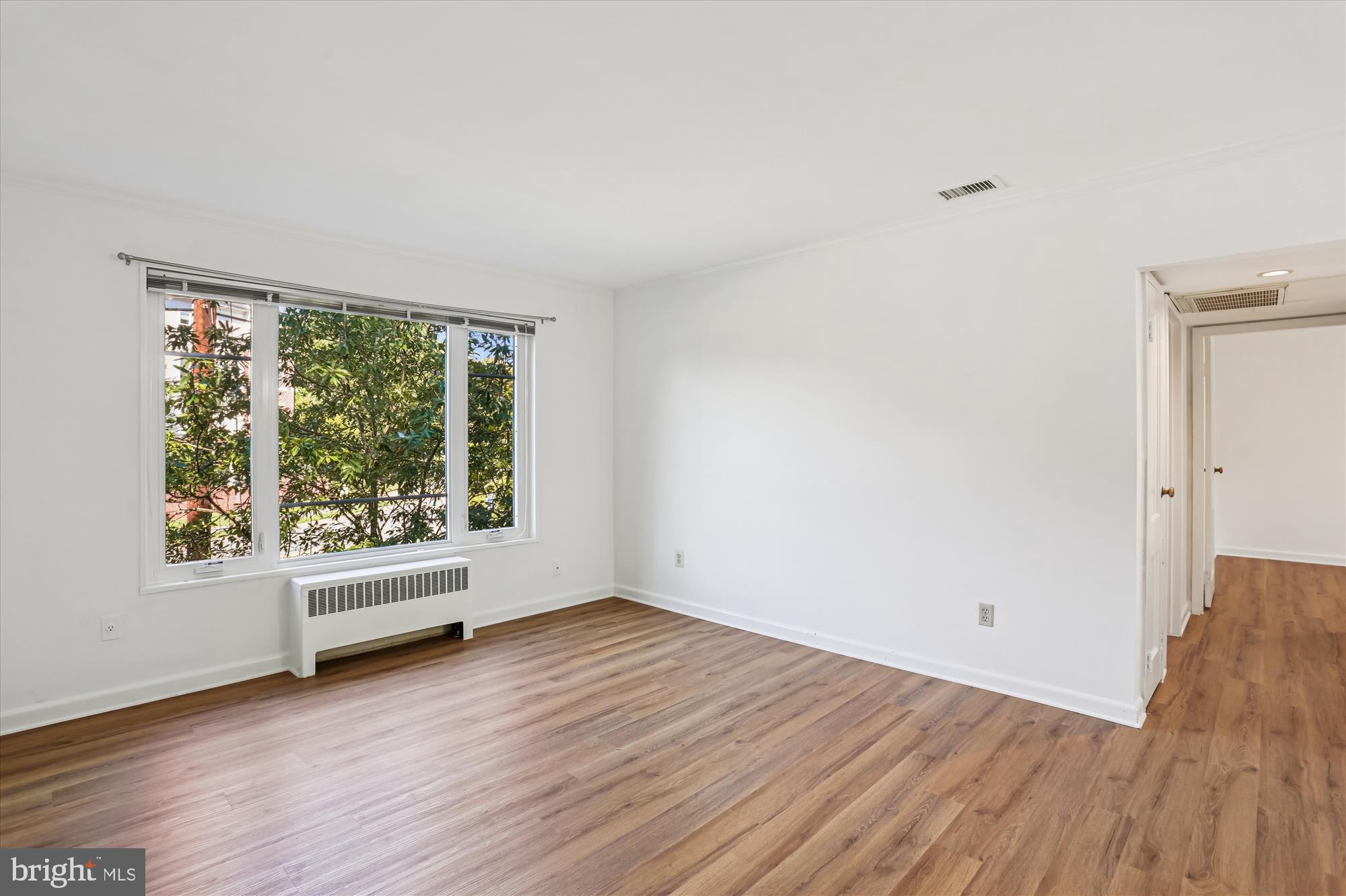10301 MONTROSE AVENUE 201