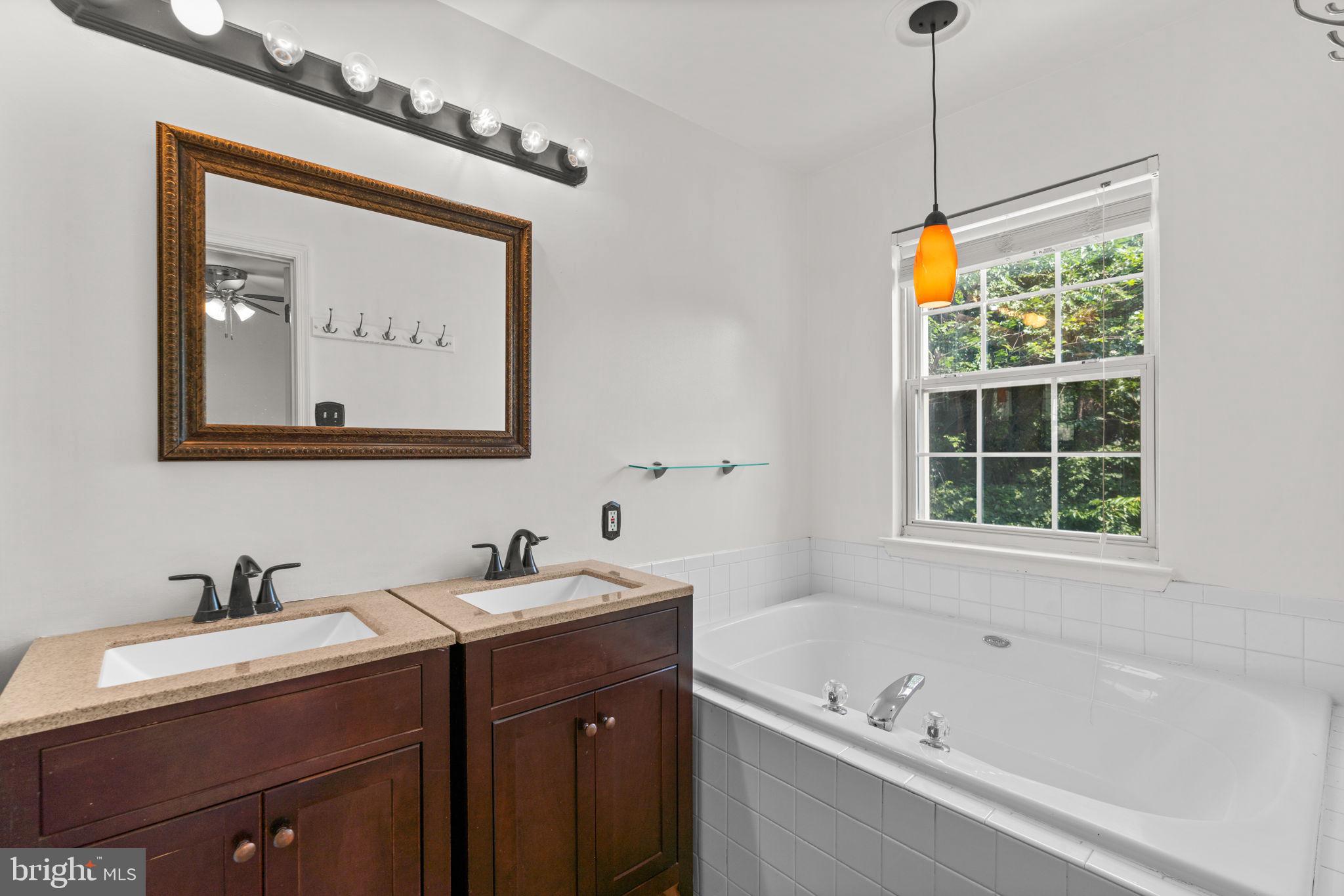 STONEGATE PLAT 1> - Residential