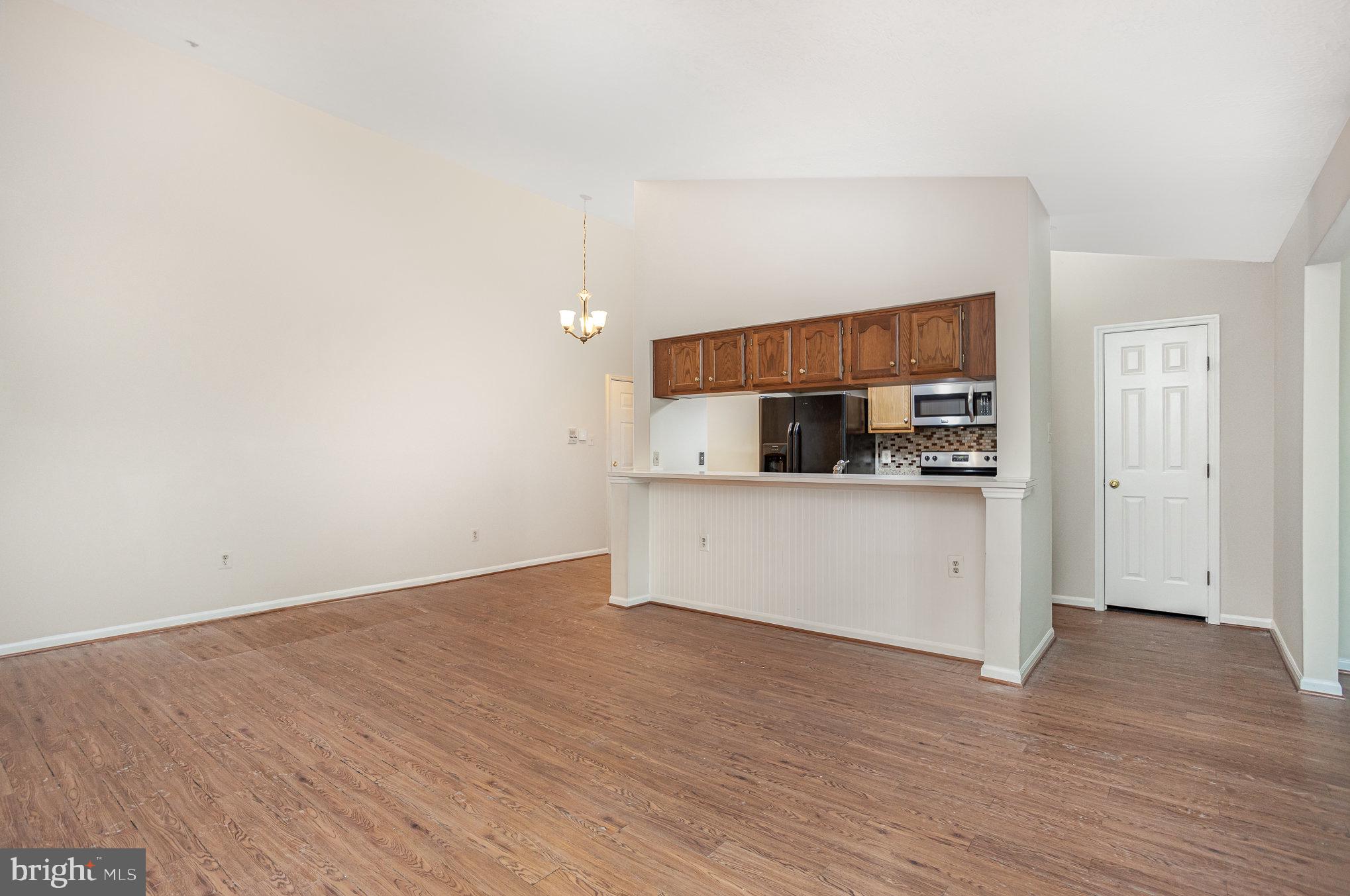 1303 CEDAR CREST COURT L 1303-L