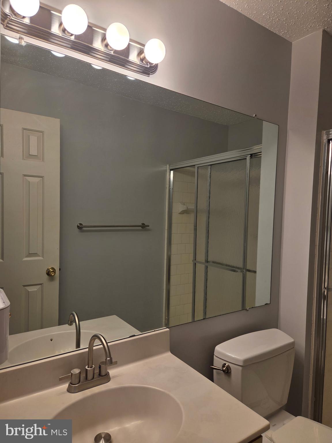 FOX CHAPEL AT TUDOR KNOLLS - Residential Lease