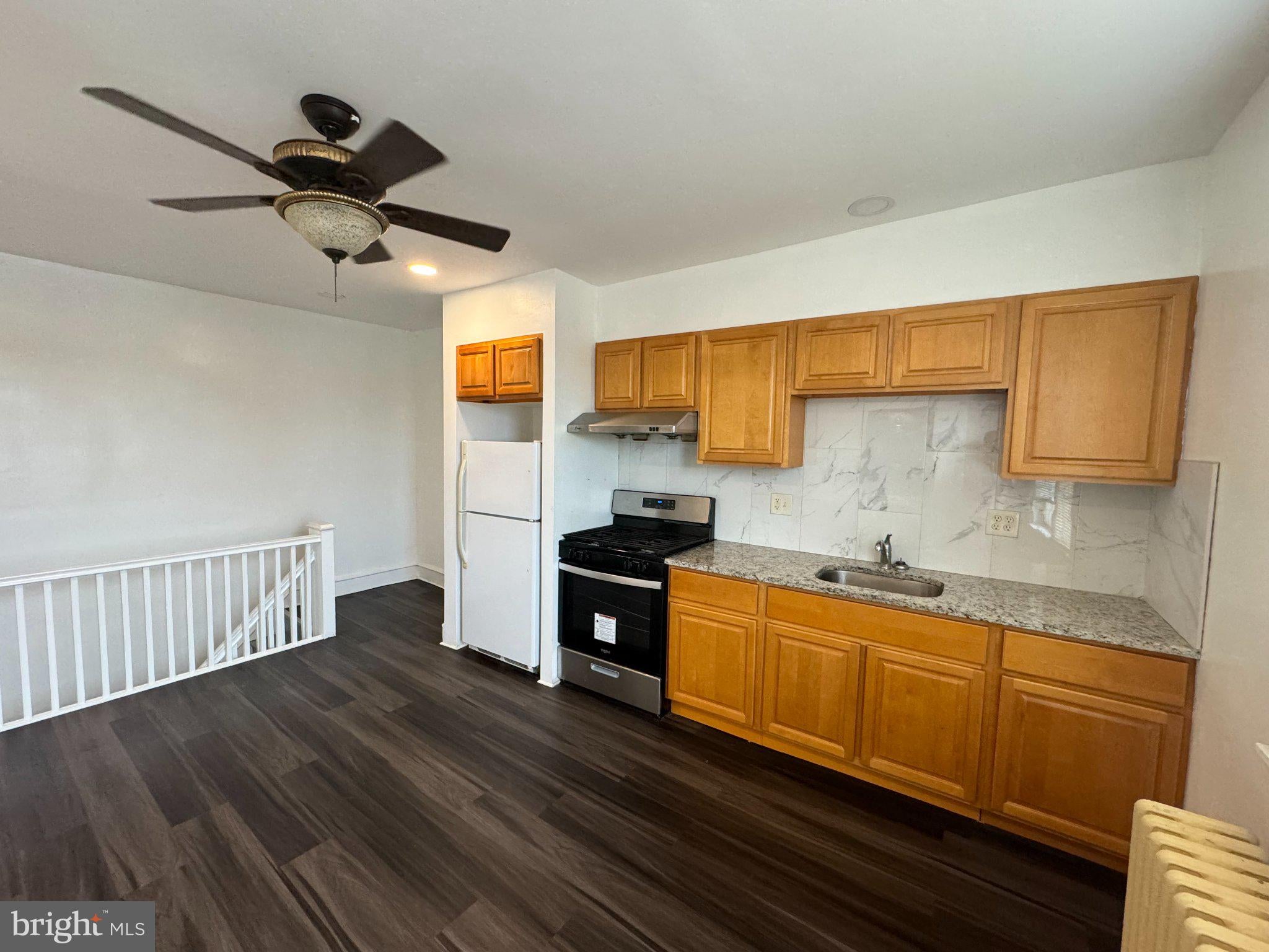 98 LAMPORT ROAD 2