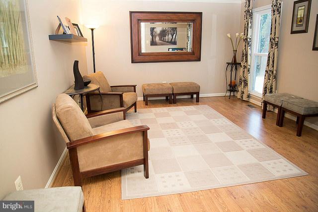 LEE'S HILL - Residential