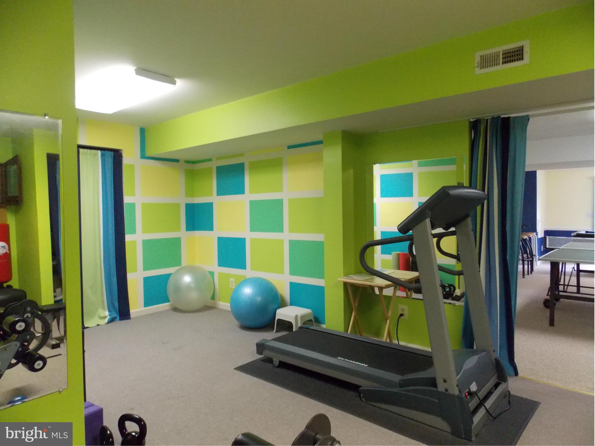 LEE'S HILL - Residential