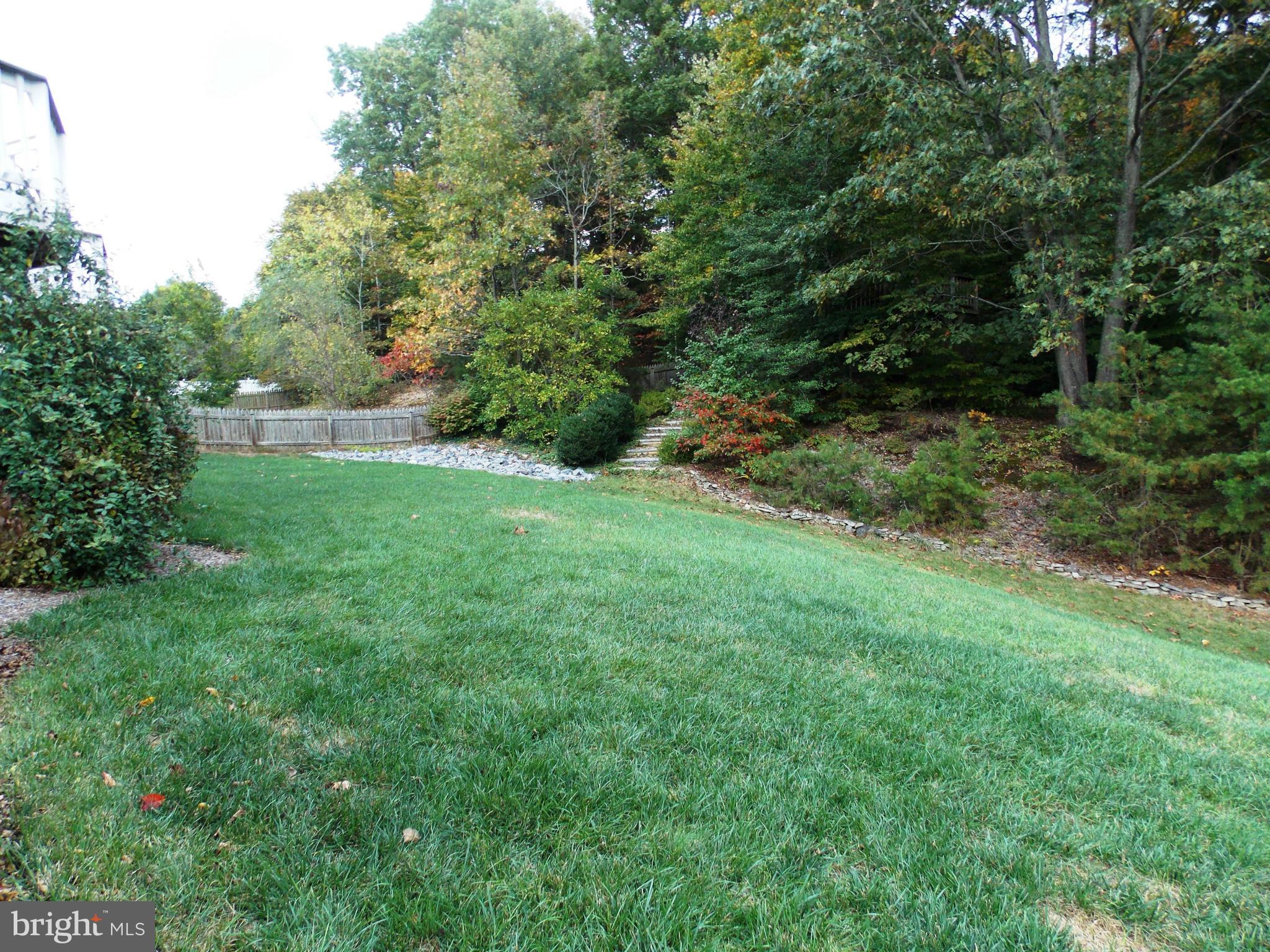 LEE'S HILL - Residential