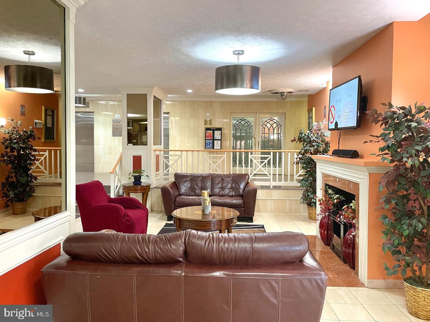 1021 ARLINGTON BOULEVARD 538