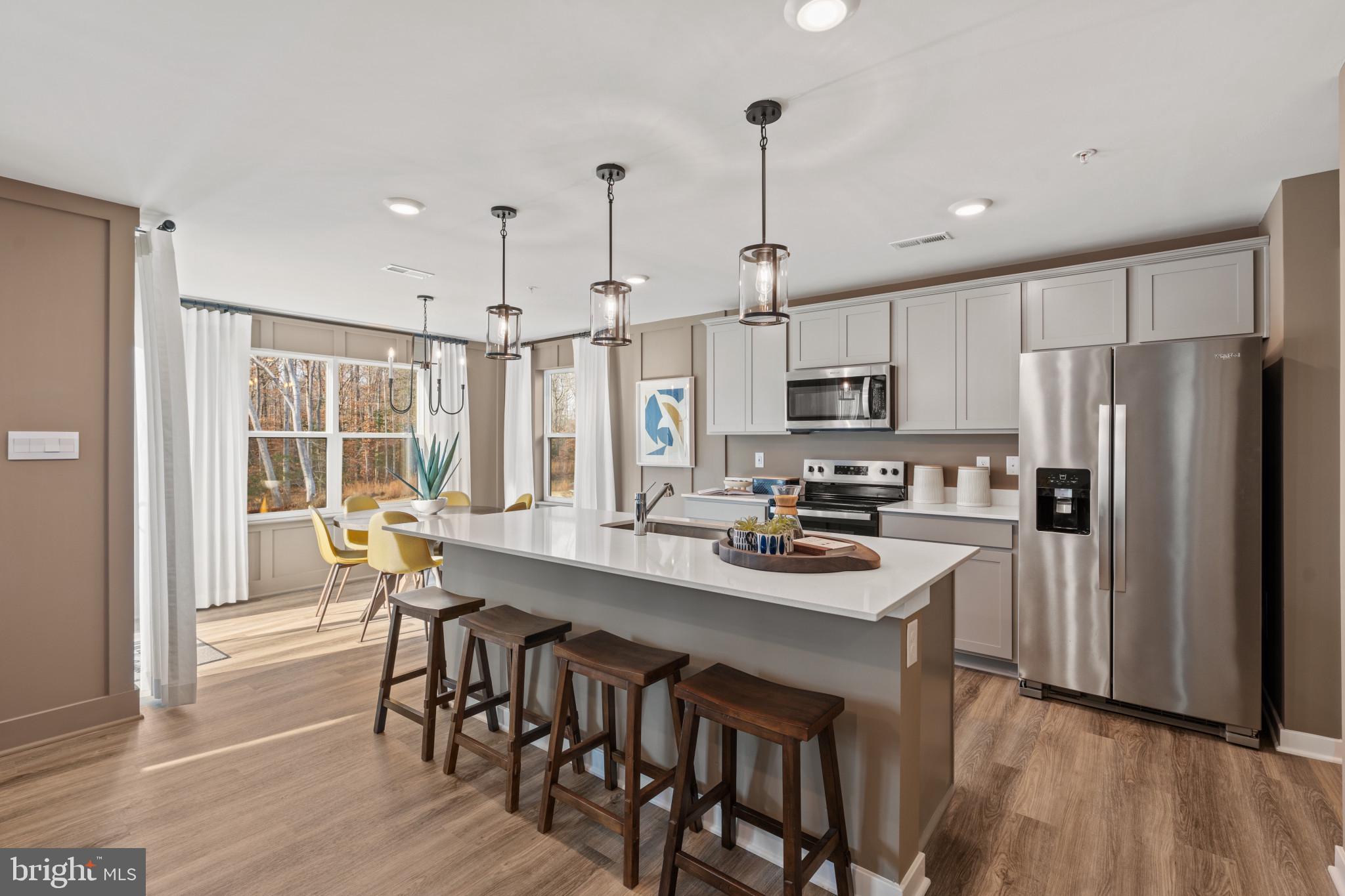 RIVERPOINTE - Residential