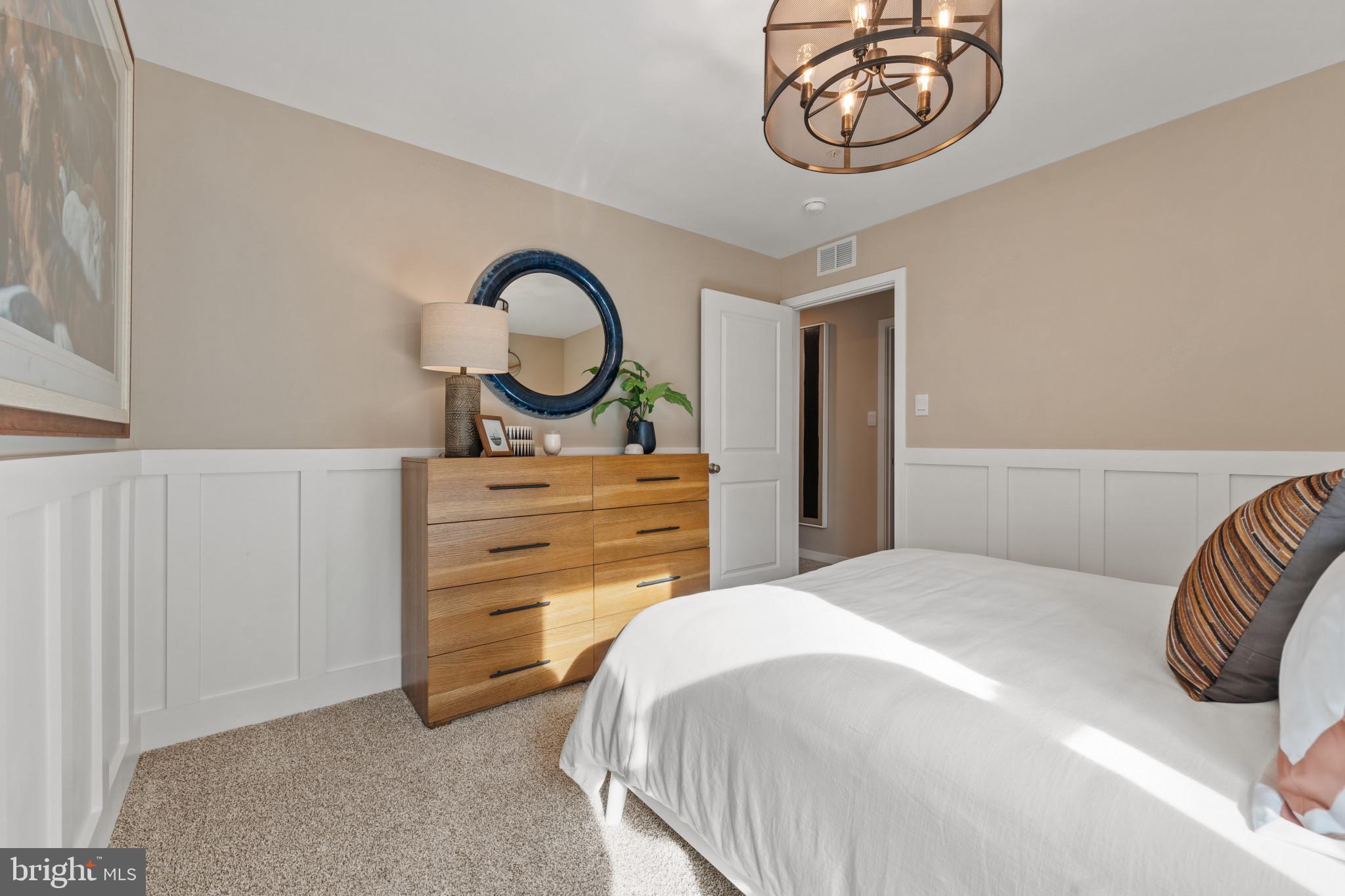 RIVERPOINTE - Residential