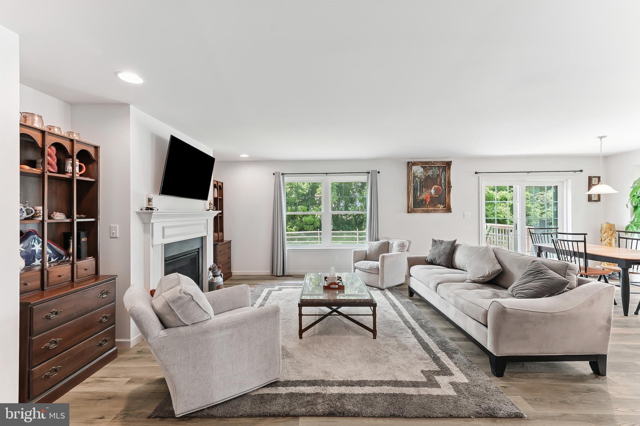 288 GREENWOOD DRIVE