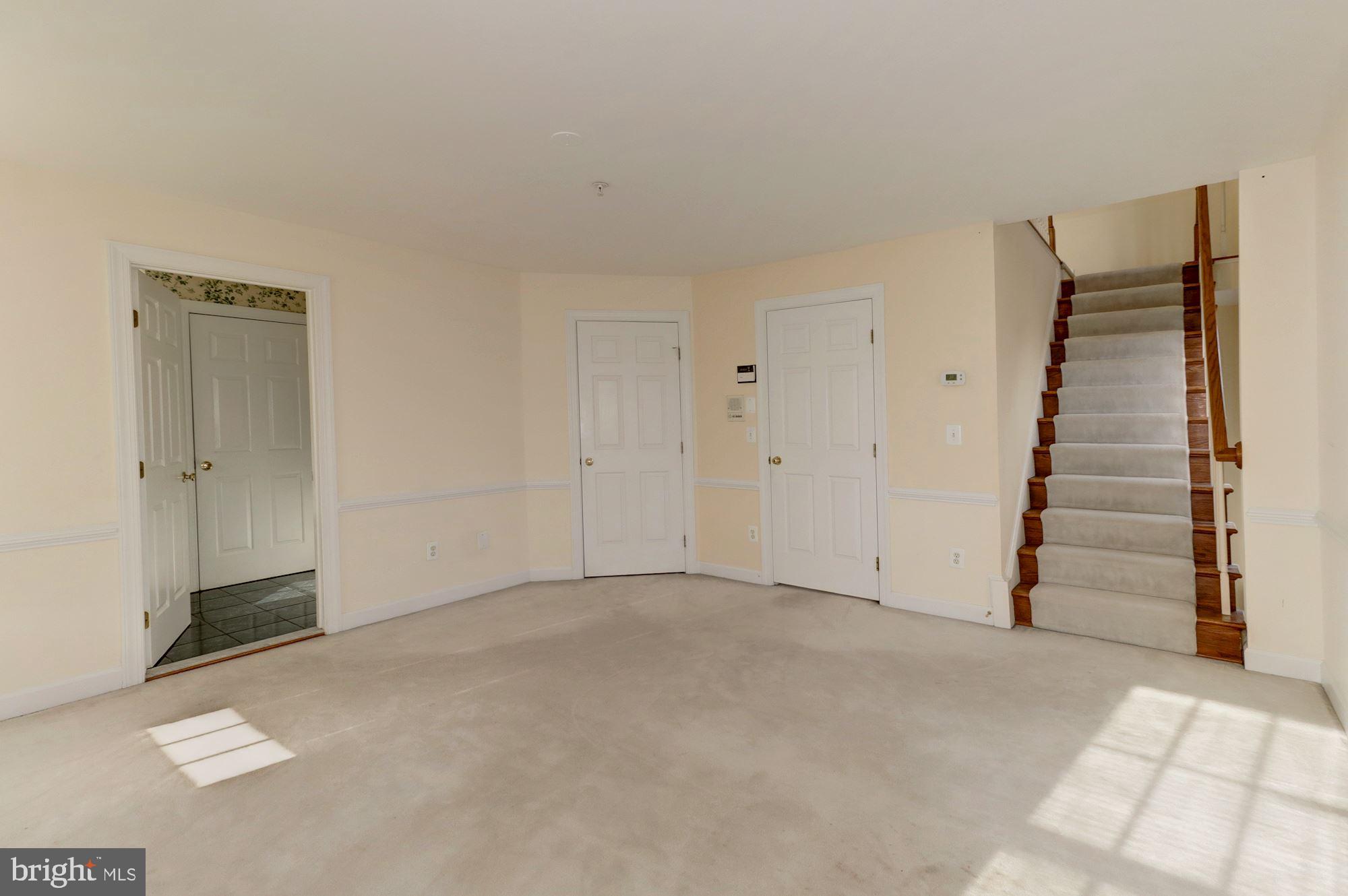 KIDWELL TOWNS - Residential Lease