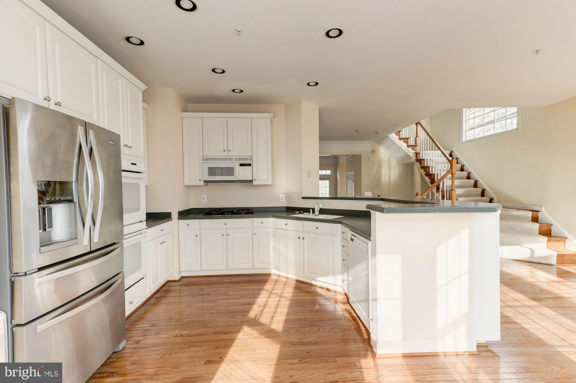 KIDWELL TOWNS - Residential Lease