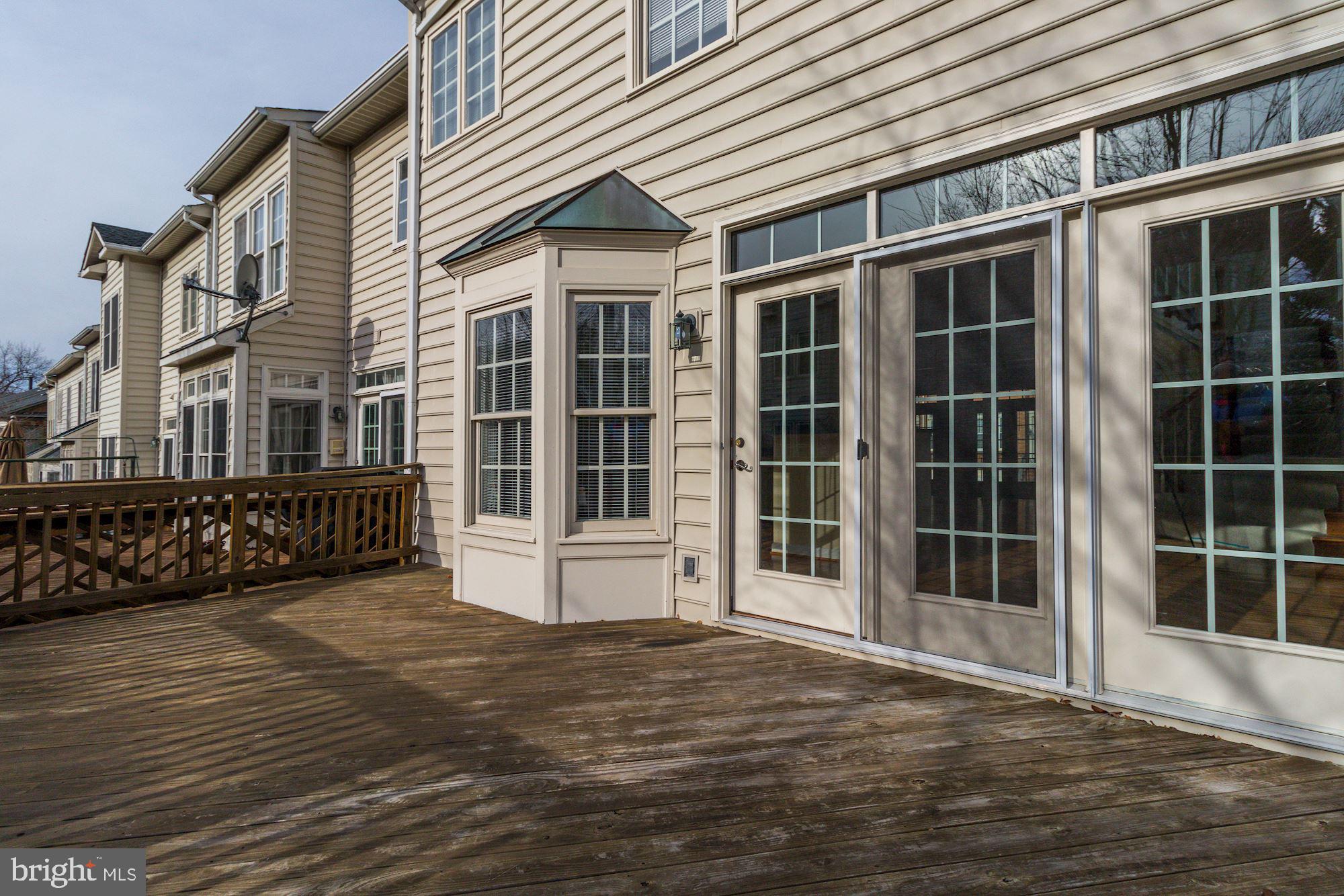 KIDWELL TOWNS - Residential Lease