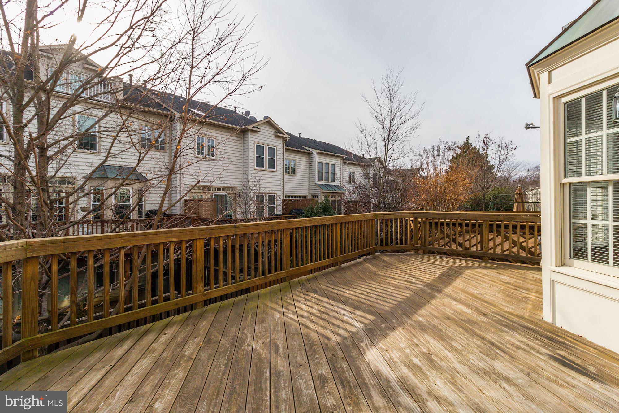 KIDWELL TOWNS - Residential Lease