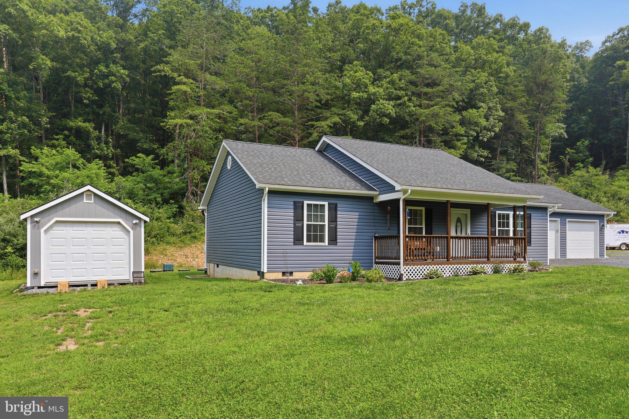 4111 MORELAND GAP ROAD