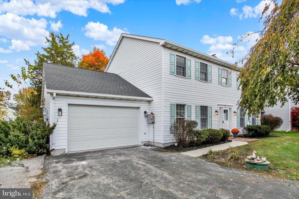 Photo of 871 Sherman Drive, GETTYSBURG, PA 17325 (MLS # PAAD2020090)