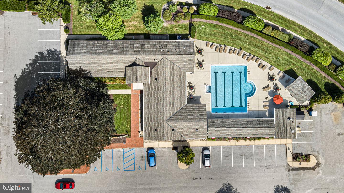 VILLAGES AT HILLVIEW - Residential