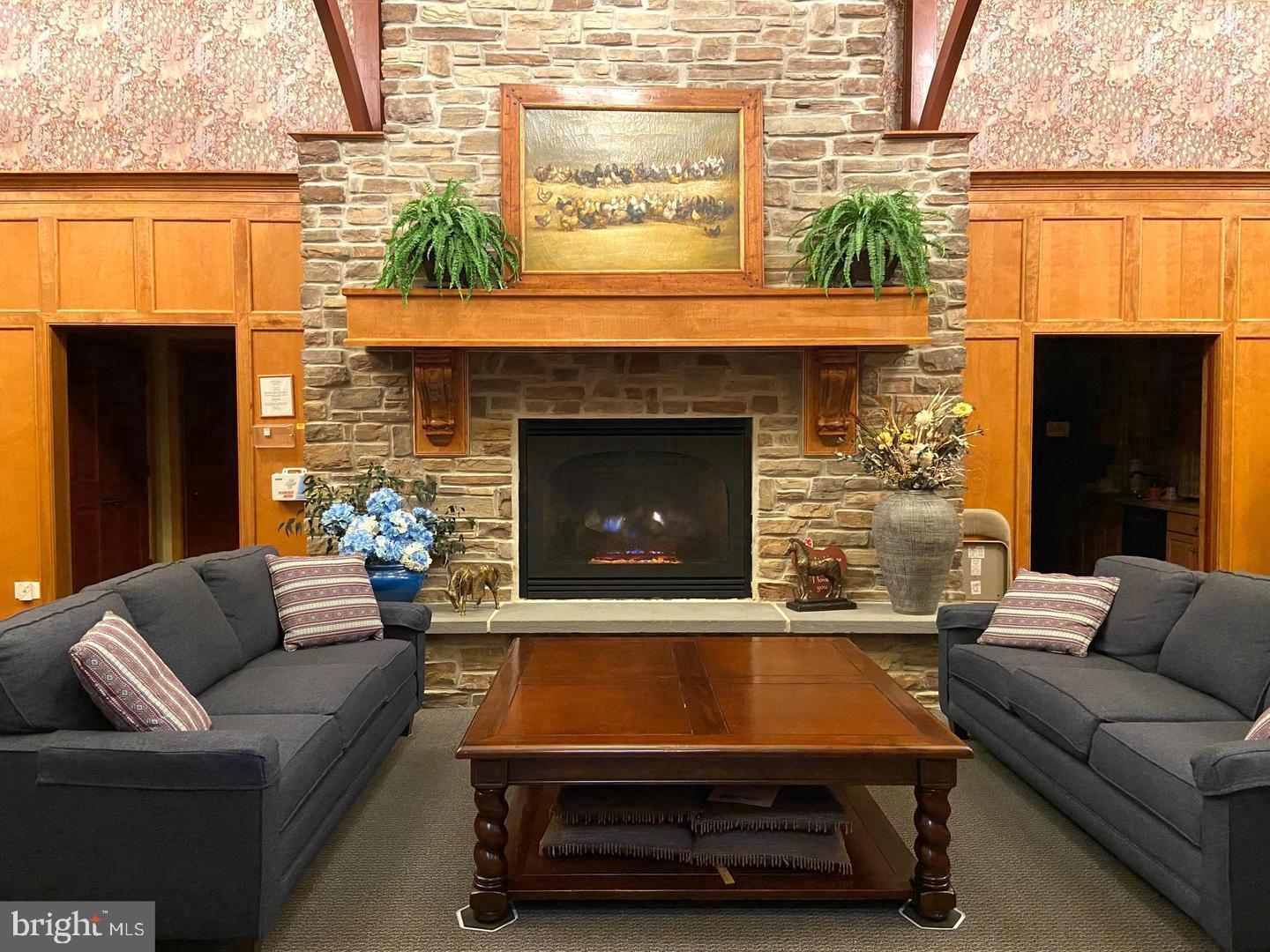 VILLAGES AT HILLVIEW - Residential